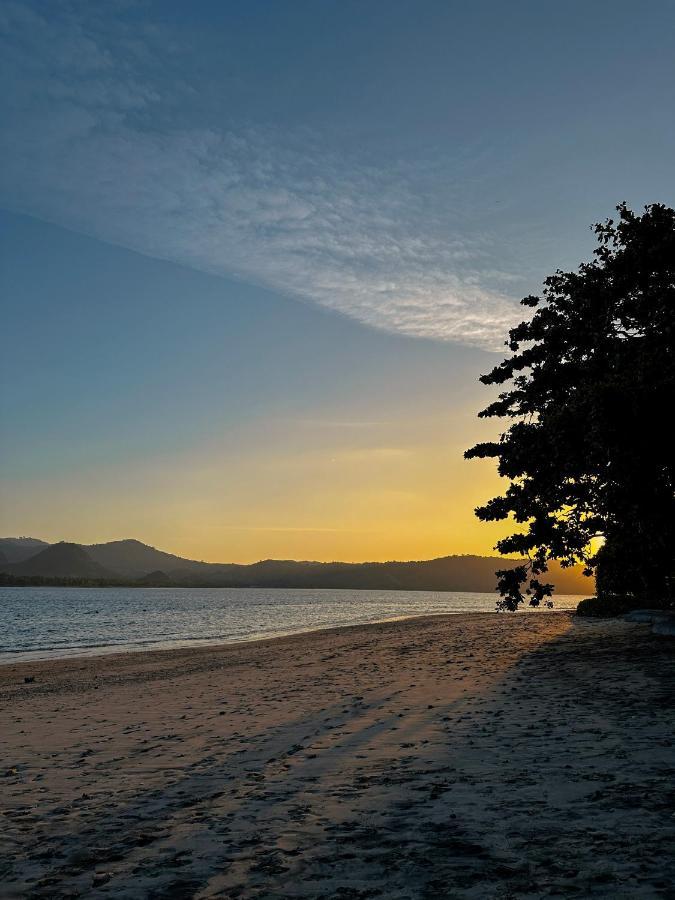 Vayam Boutique Resort Gili Asahan Buitenkant foto