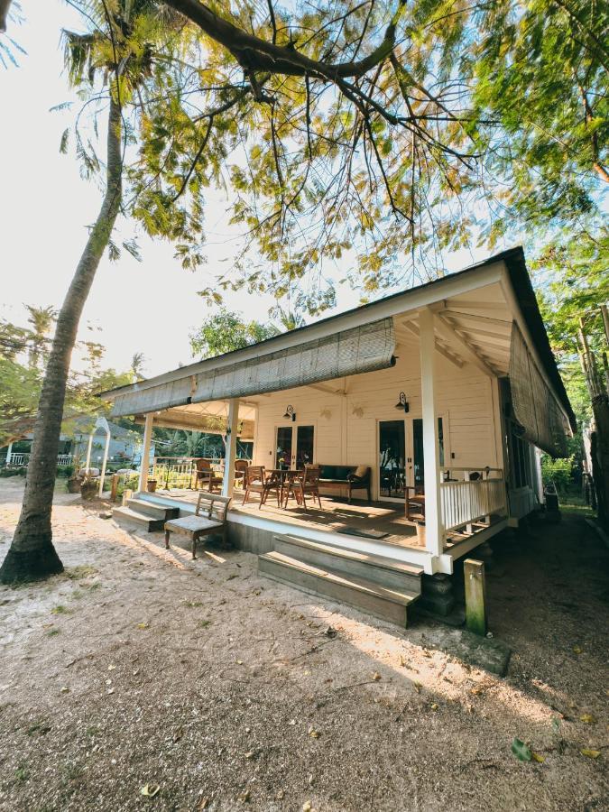 Vayam Boutique Resort Gili Asahan Buitenkant foto