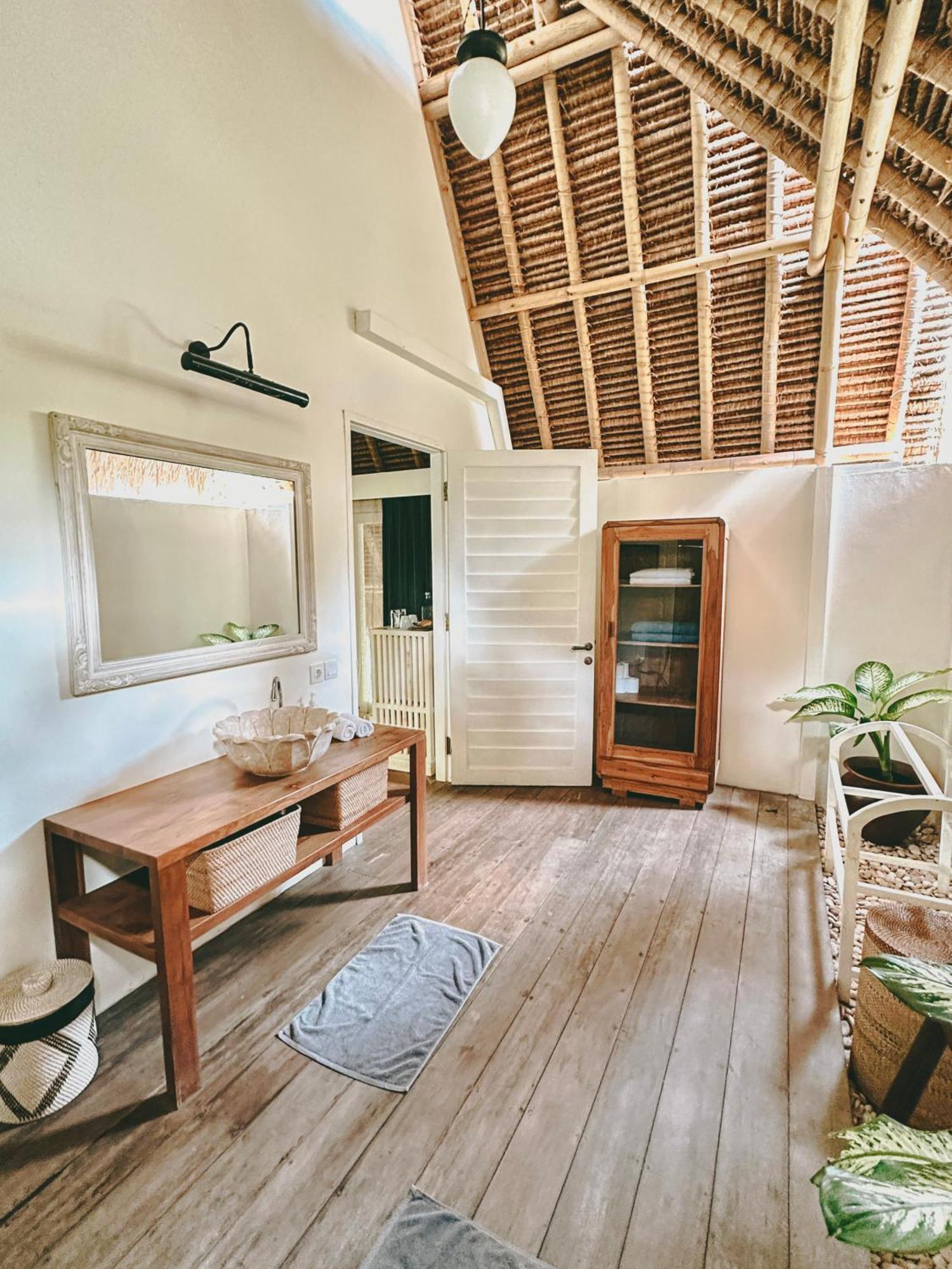 Vayam Boutique Resort Gili Asahan Buitenkant foto